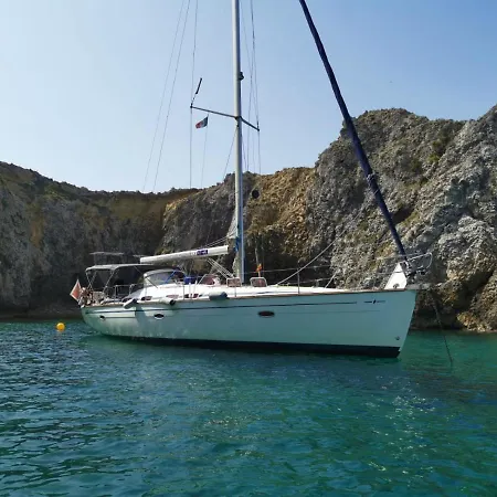 Nocleg ze śniadaniem La Maison Del Borgo 4*