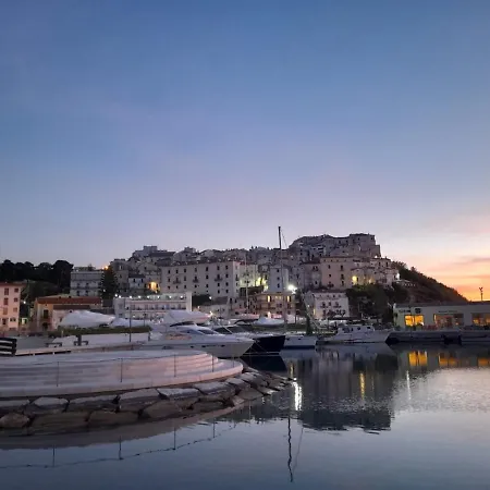 Nocleg ze śniadaniem La Maison Del Borgo Rodi Garganico