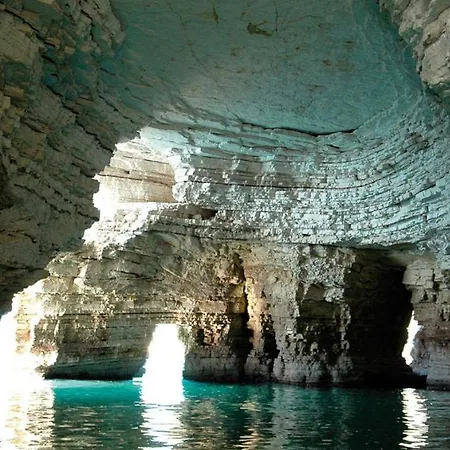 La Maison Del Borgo Nocleg ze śniadaniem Rodi Garganico