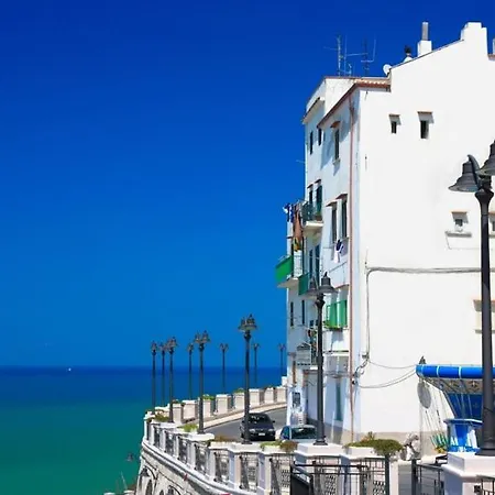 Nocleg ze śniadaniem La Maison Del Borgo 4*