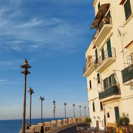 La Maison Del Borgo Rodi Garganico