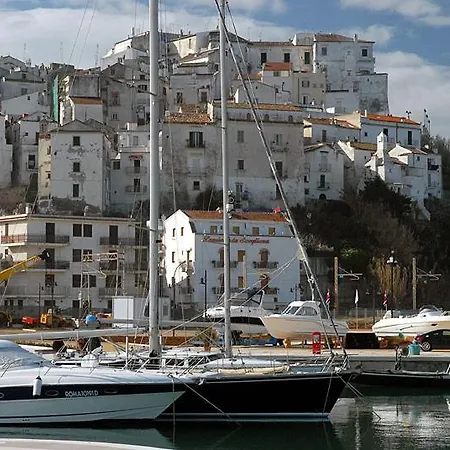 La Maison Del Borgo ベッド・アンド・ブレックファスト ローディ・ガルガーニコ