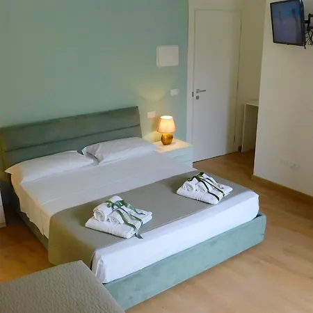 Nocleg ze śniadaniem La Maison Del Borgo Rodi Garganico