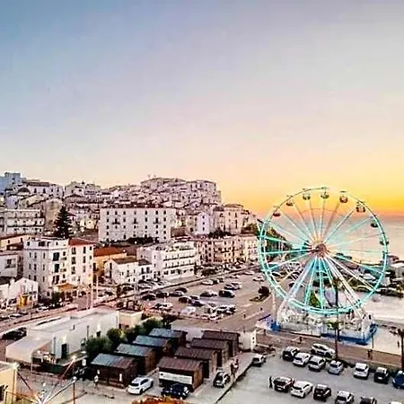 Alojamento de Acomodação e Pequeno-almoço La Maison Del Borgo 4*