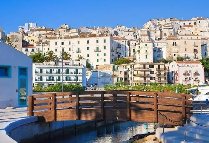 فندق مبيت وإفطار La Maison Del Borgo رودي غارغانيكو