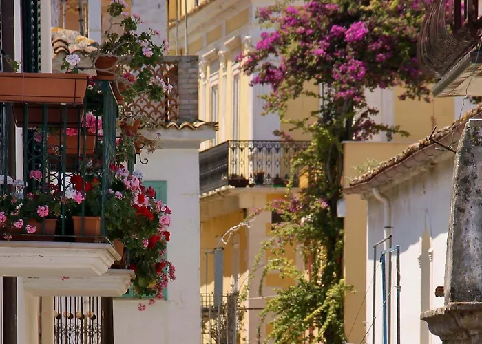 La Maison Del Borgo Bed & Breakfast